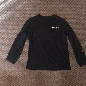 Active long sleeve shirt w/ rose logos